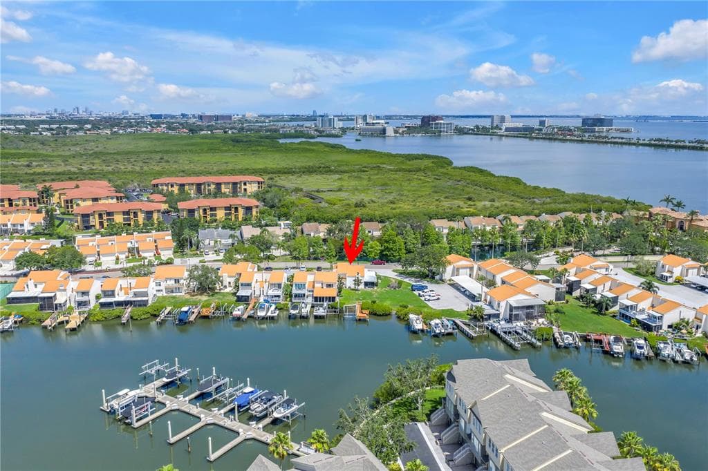 4202 HARBOR HOUSE DRIVE UNIT 24 TAMPA, FL 33615