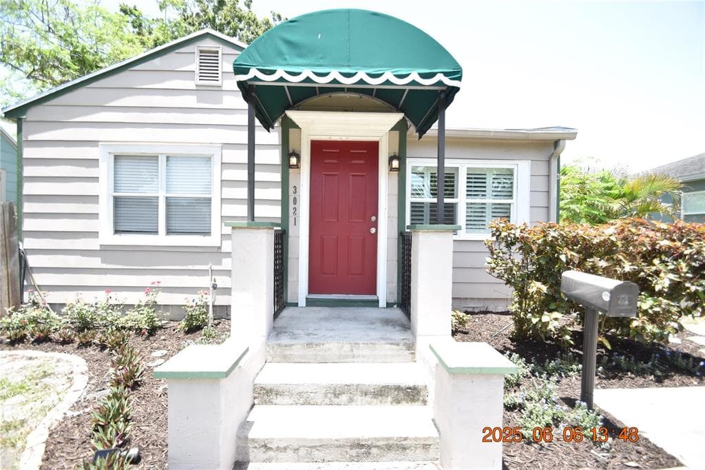 3021 6TH AVENUE N ST PETERSBURG, FL 33713