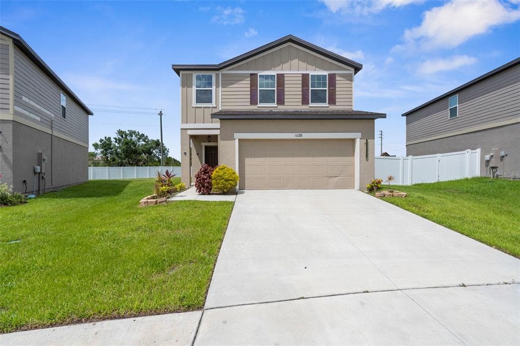 1038 KELLY FERN LOOP RUSKIN, FL 33570