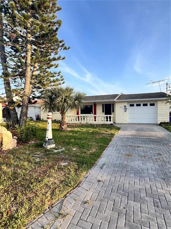 3924 HEADSAIL DRIVE NEW PORT RICHEY, FL 34652