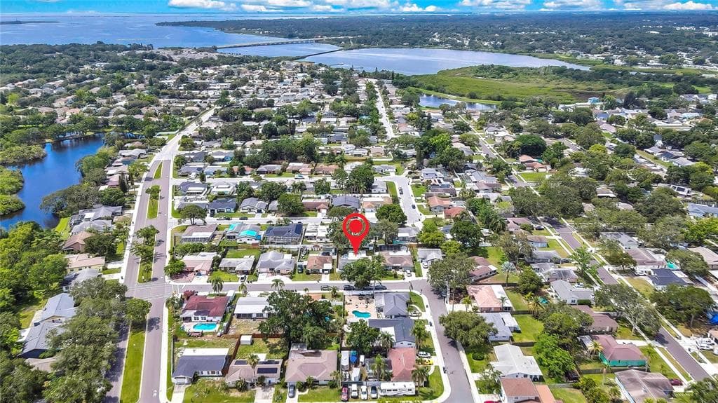 1809 CHINABERRY DRIVE OLDSMAR, FL 34677