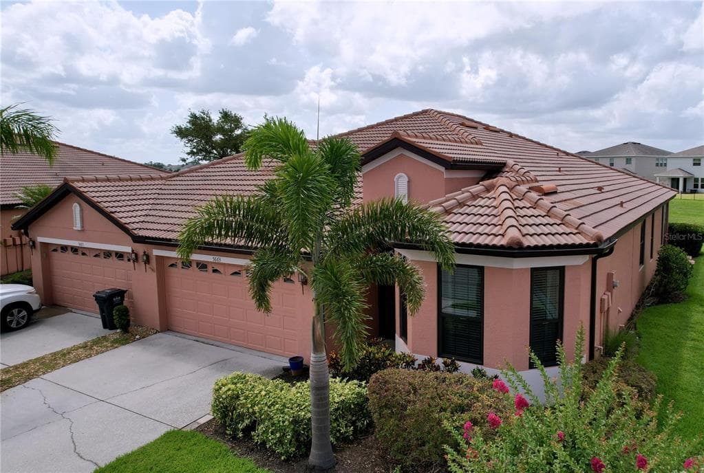 5663 SUNSET FALLS DRIVE APOLLO BEACH, FL 33572