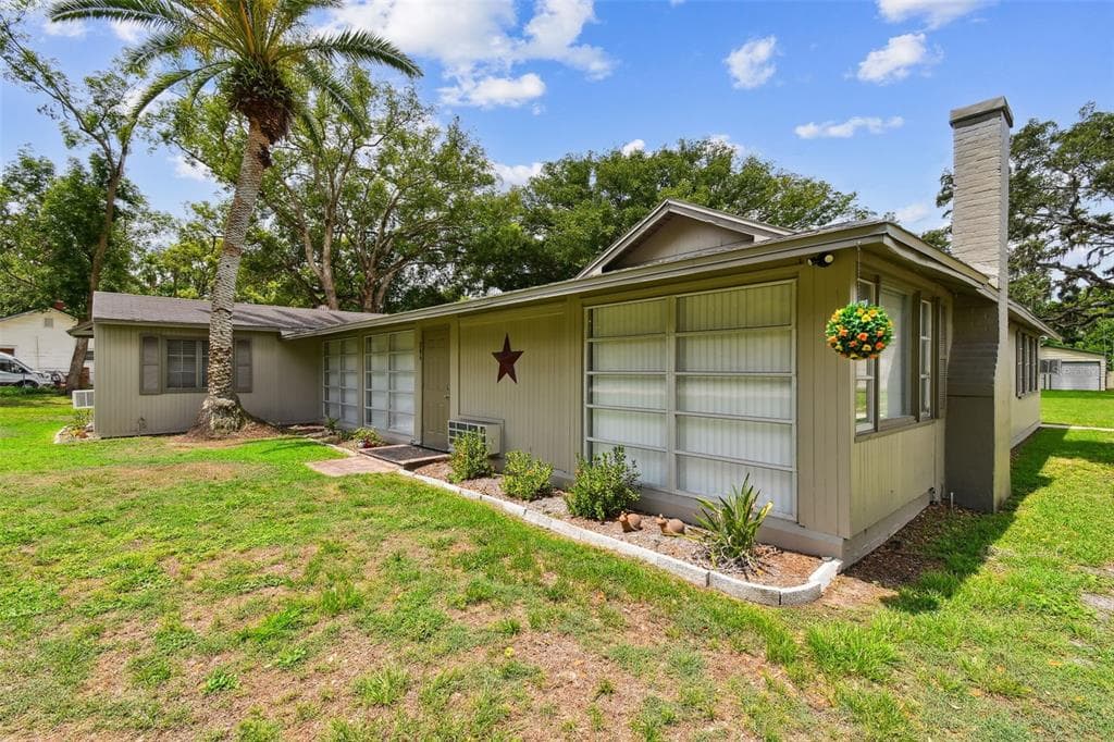 206 N MONTCLAIR AVENUE BRANDON, FL 33510