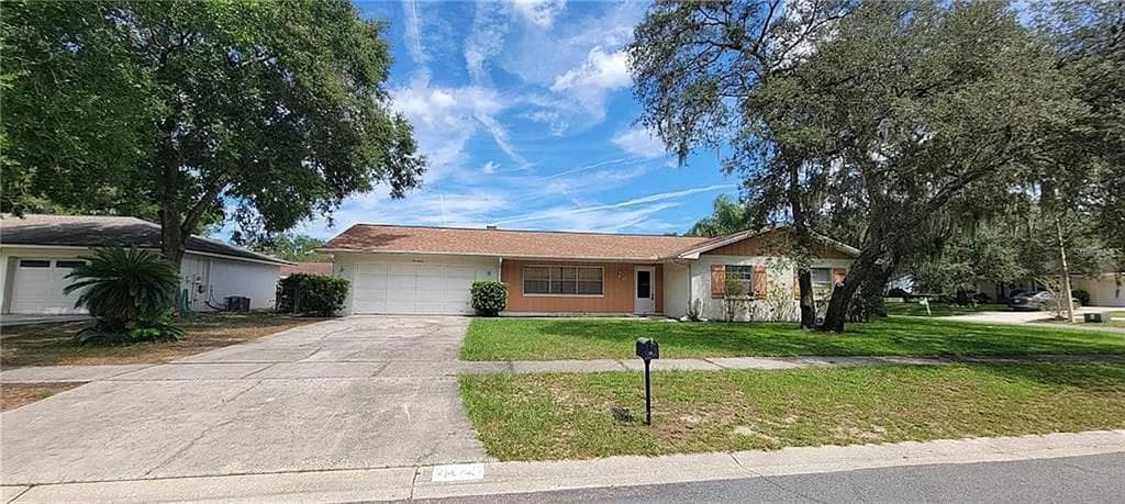 420 GREEN ARBOR DRIVE BRANDON, FL 33511