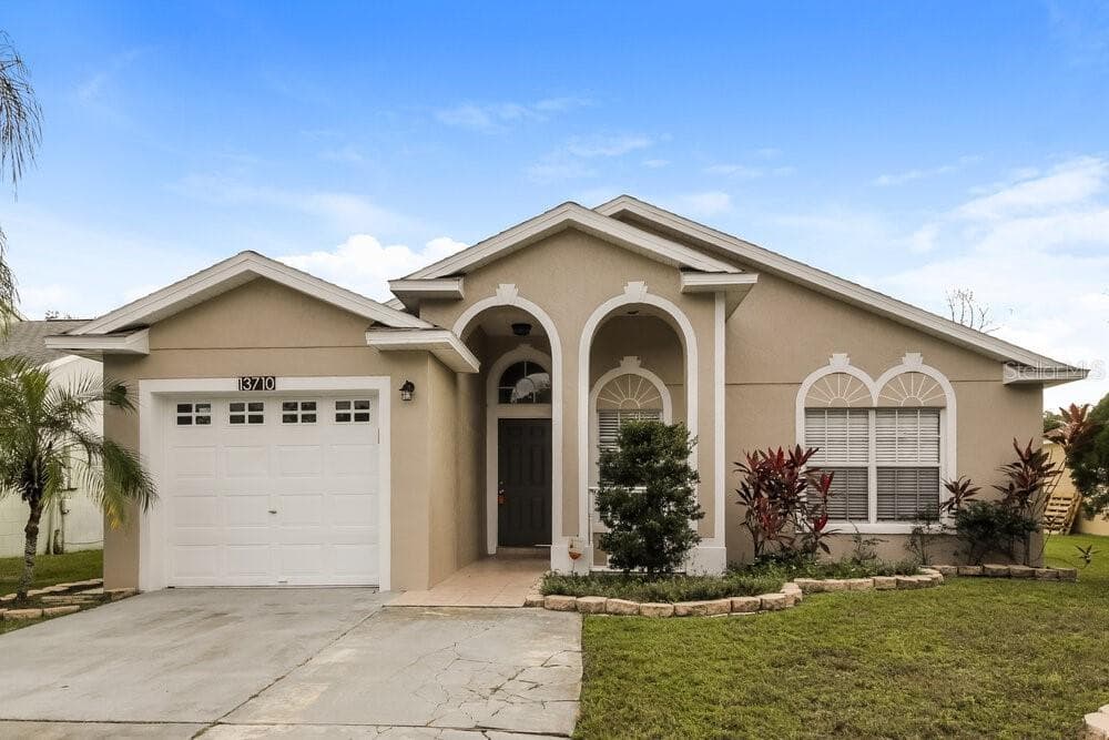 13710 GLASSER AVENUE ORLANDO, FL 32826