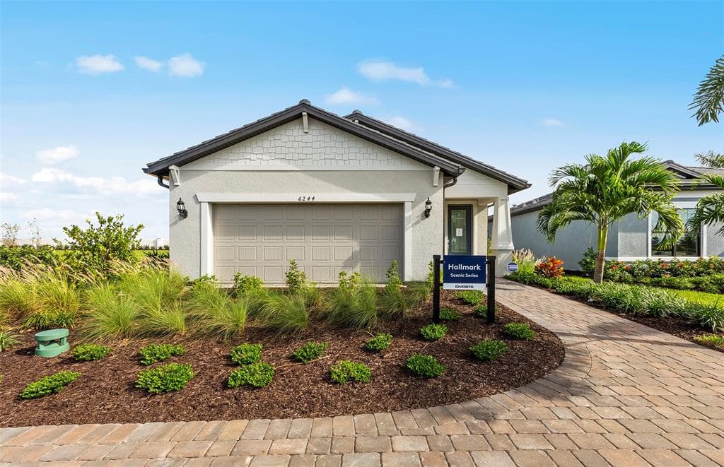 4547 GARDNER STREET BRADENTON, FL 34210