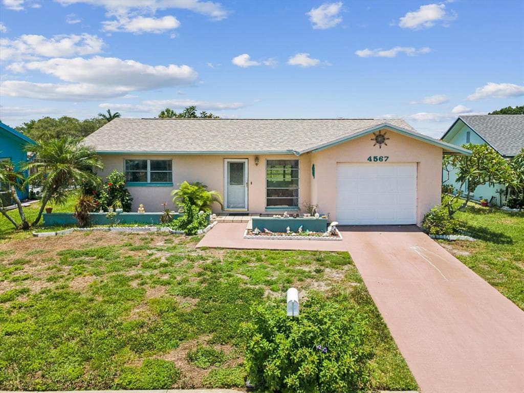 4567 GREAT LAKES DRIVE S CLEARWATER, FL 33762