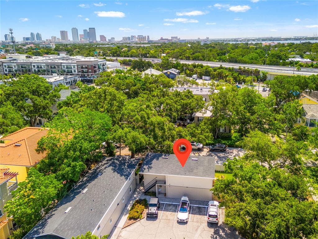 1011 S MOODY AVENUE UNIT 11 TAMPA, FL 33629