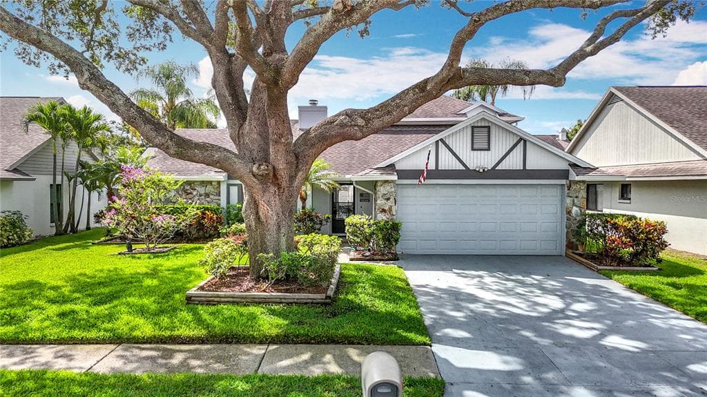 1906 WHITE CEDAR WAY BRANDON, FL 33511