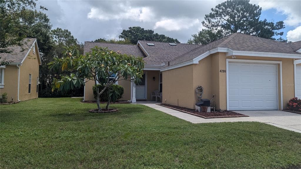 4206 REVERE CIRCLE NEW PORT RICHEY, FL 34653
