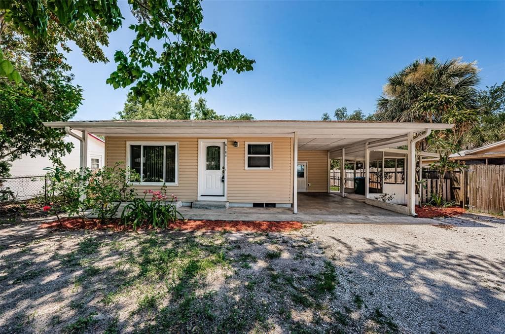 8184 49TH AVENUE N ST PETERSBURG, FL 33709