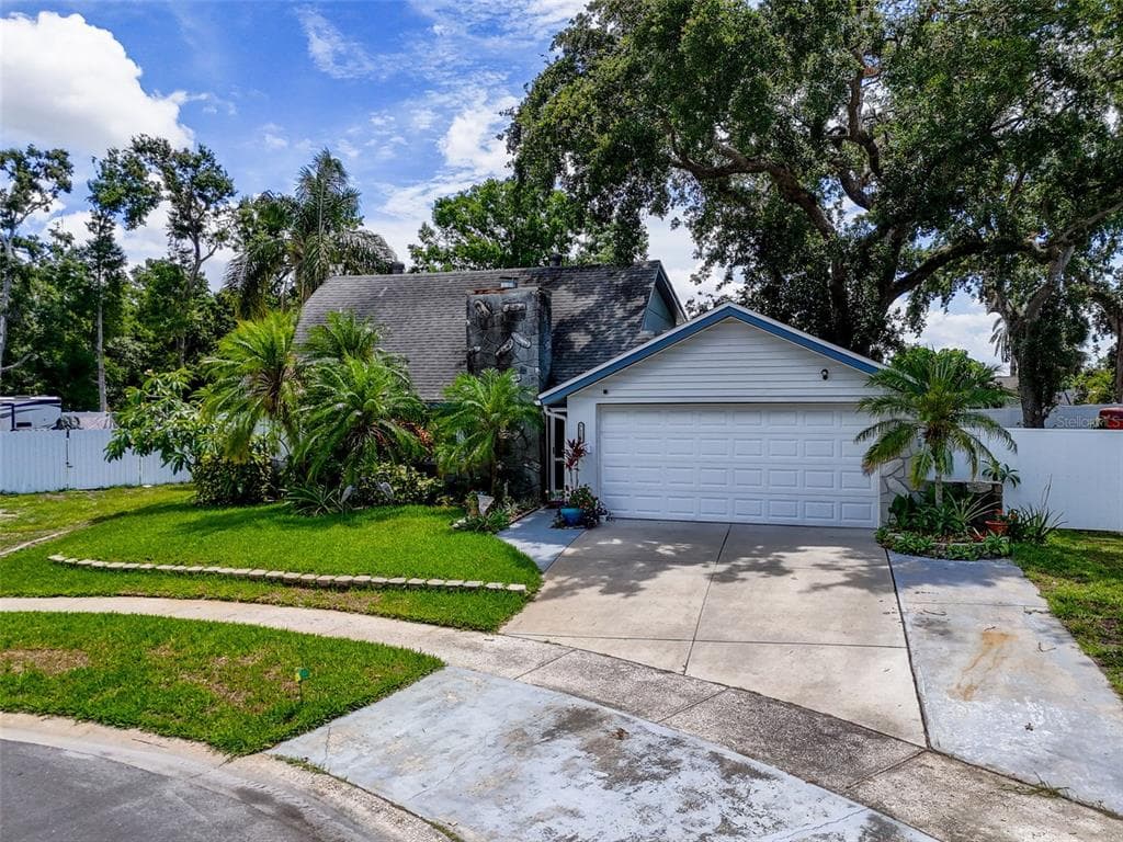 7111 LAWNVIEW CT TAMPA, FL 33615