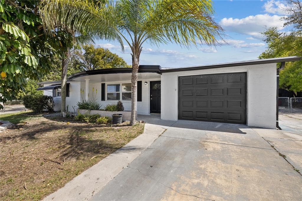 4430 SHORELINE DRIVE NEW PORT RICHEY, FL 34652