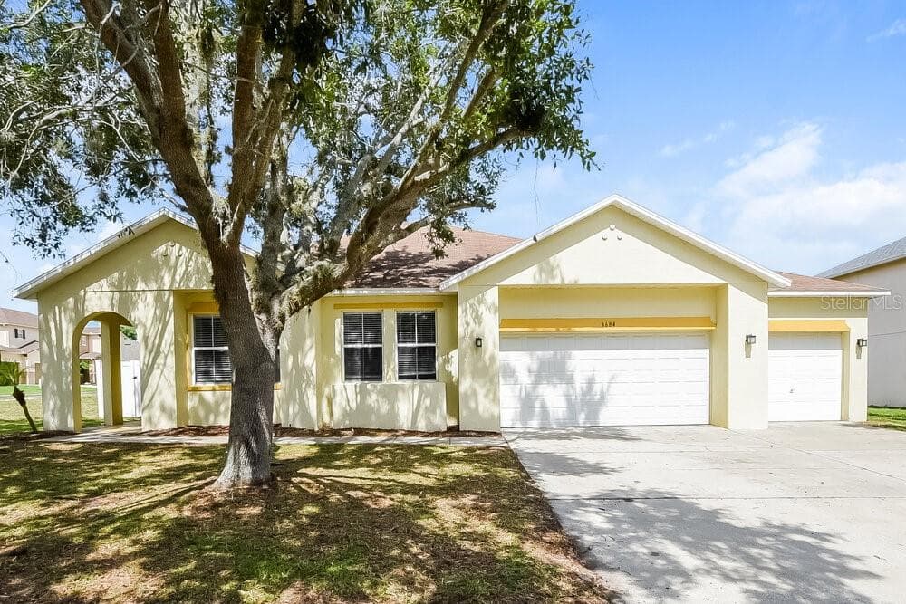 4684 BARBADOS LOOP CLERMONT, FL 34711