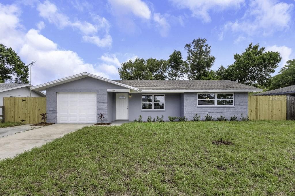 7625 MARECHAL AVENUE PORT RICHEY, FL 34668