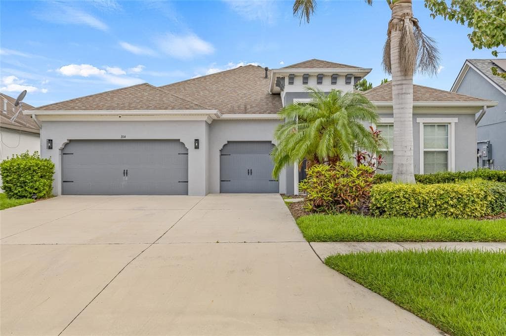 7114 BOWSPIRIT PLACE APOLLO BEACH, FL 33572