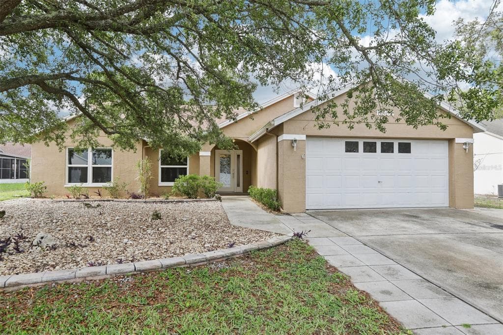 10304 RAINBOW OAKS DRIVE HUDSON, FL 34667