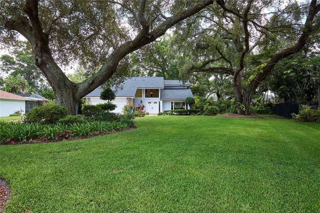 15917 DOVER CLIFFE DRIVE LUTZ, FL 33548