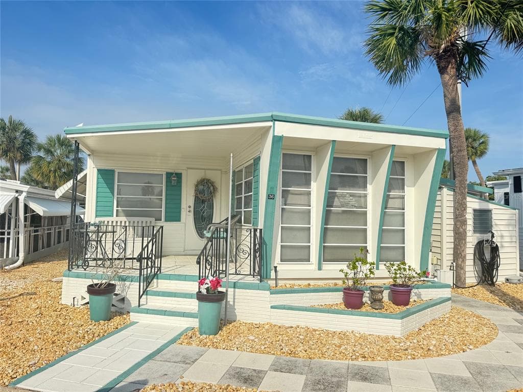 4851 W GANDY BOULEVARD UNIT B7L36 TAMPA, FL 33611