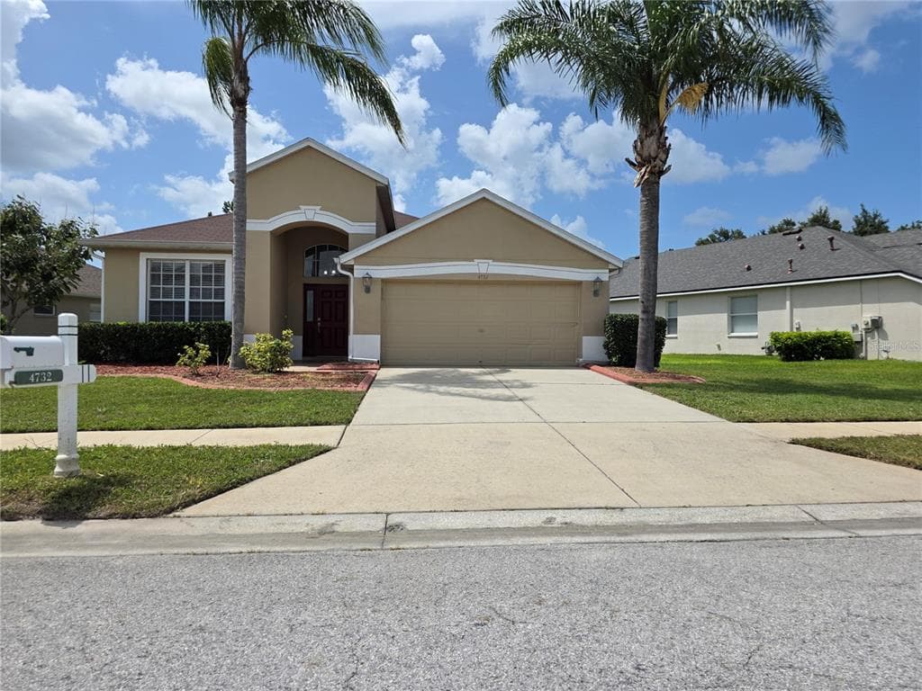 4732 MAPLETREE LOOP WESLEY CHAPEL, FL 33544