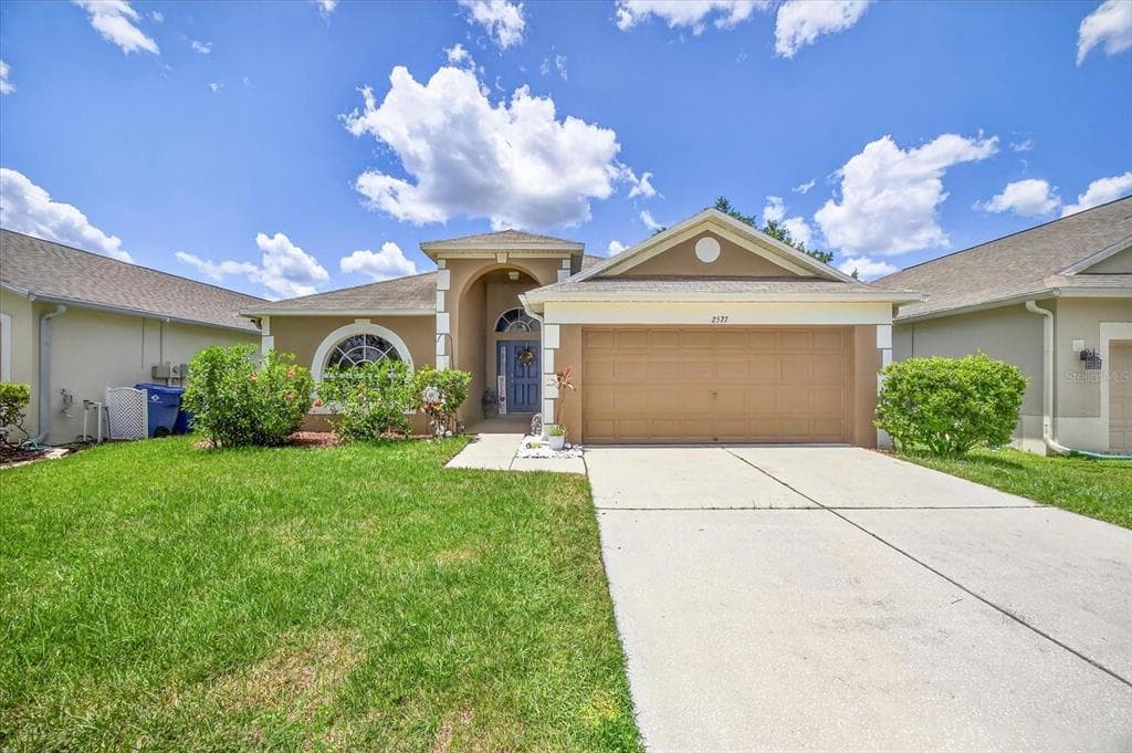 2527 BUTTERFLY LANDING DRIVE LAND O LAKES, FL 34638