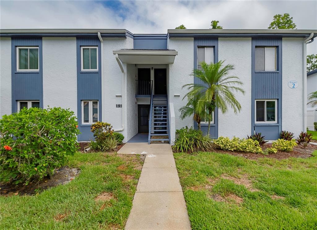 120 CYPRESS LANE UNIT 120 OLDSMAR, FL 34677