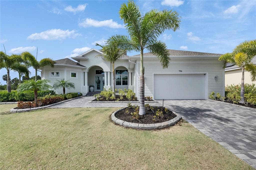 706 MANNS HARBOR DRIVE APOLLO BEACH, FL 33572