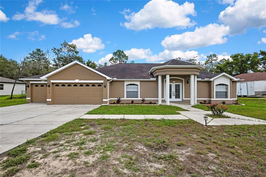 12320 PAPERCRAFT AVENUE WEEKI WACHEE, FL 34614