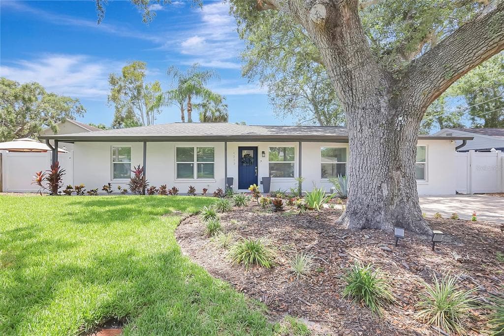 4323 S CLARK AVENUE TAMPA, FL 33611