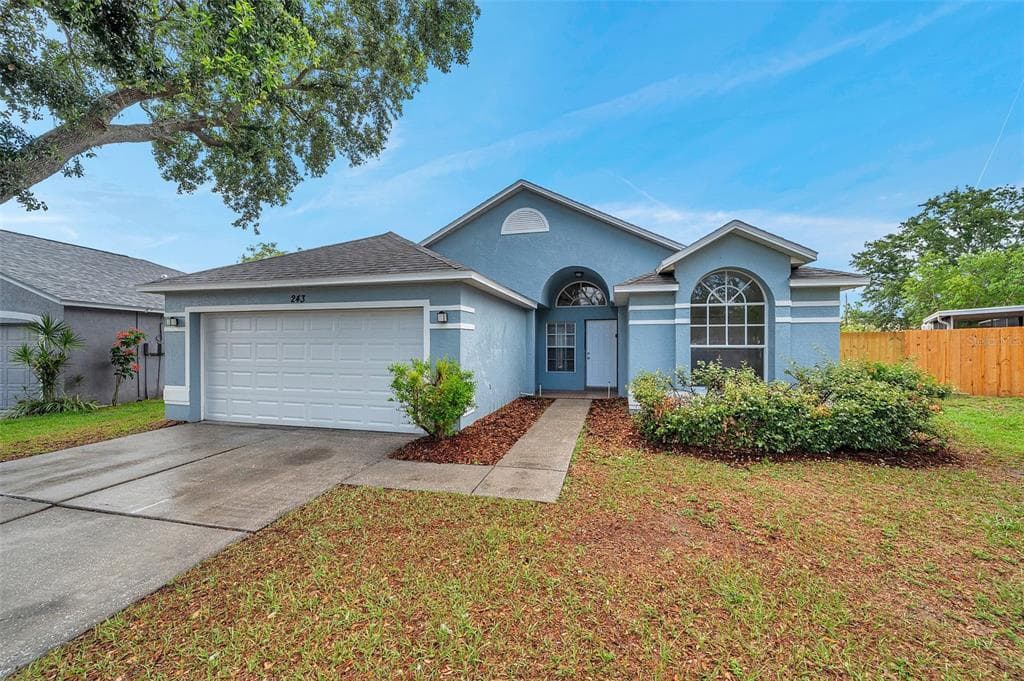 243 CHARDONNAY PLACE VALRICO, FL 33594