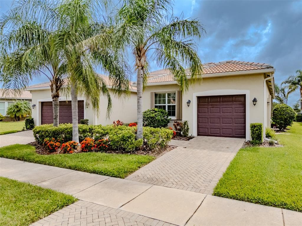 15937 CAPE CORAL DRIVE WIMAUMA, FL 33598