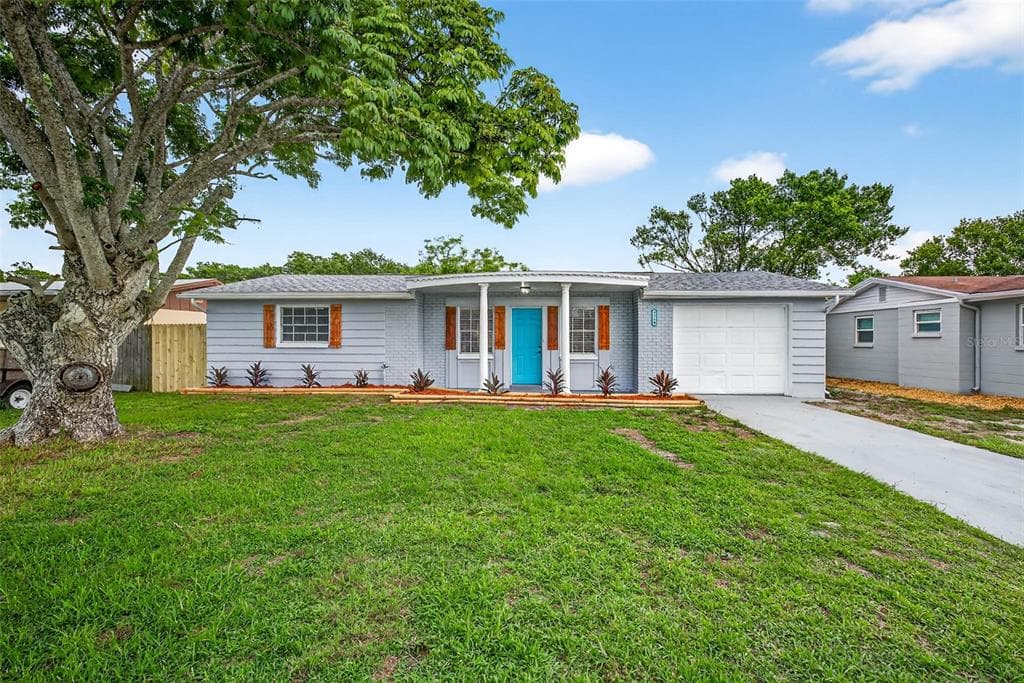 3330 ROCK ROYAL DRIVE HOLIDAY, FL 34691