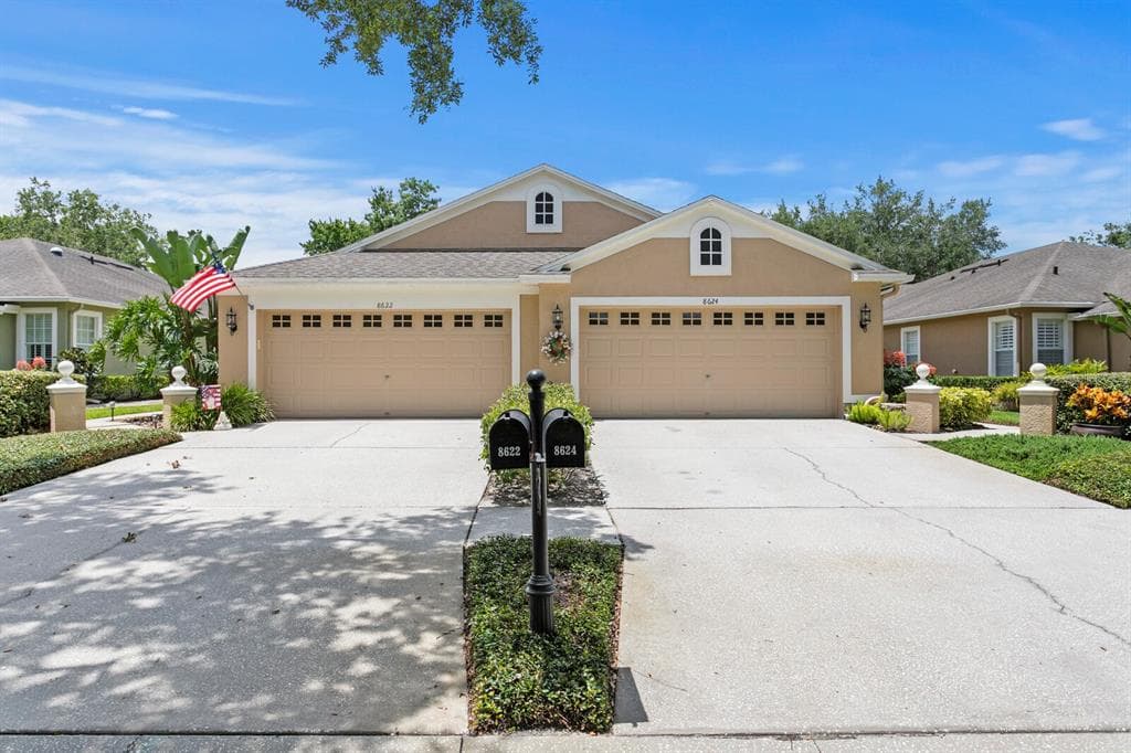 8624 SNOWY OWL WAY TAMPA, FL 33647