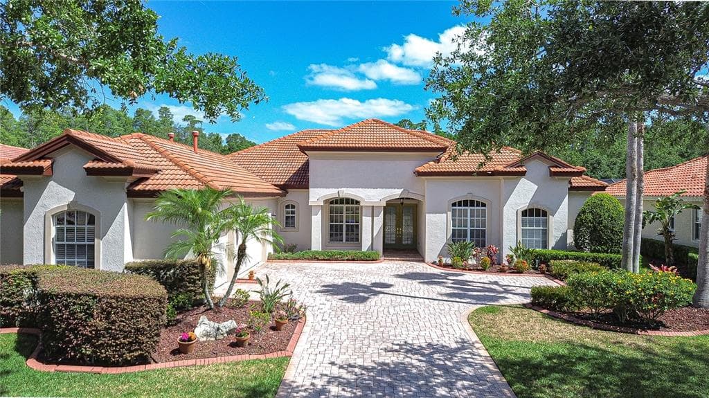 8474 DUNHAM STATION DRIVE TAMPA, FL 33647