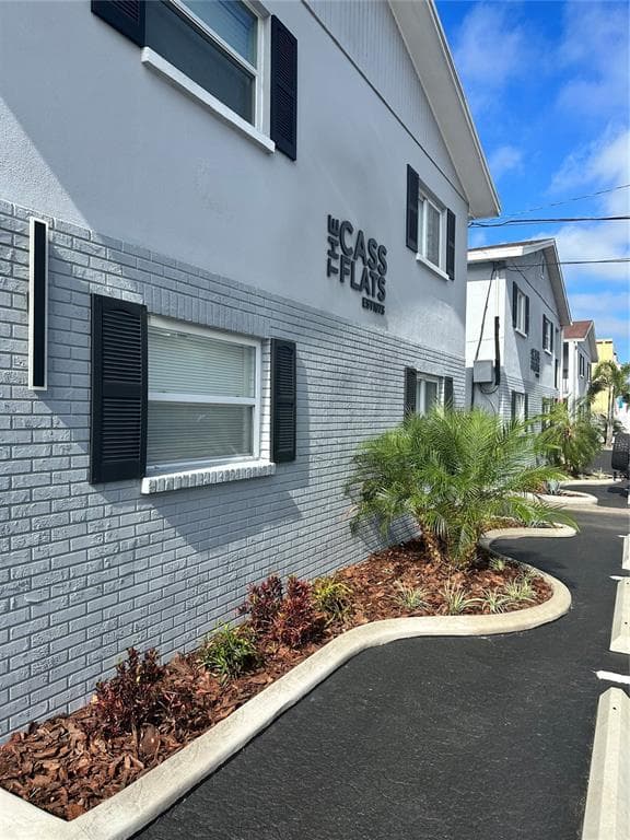 3710 W CASS STREET UNIT 17 TAMPA, FL 33609