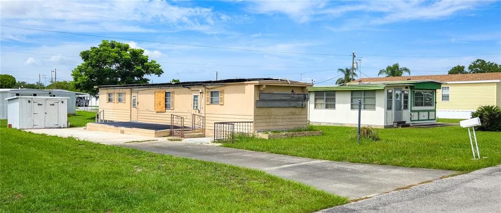 37302 CAROL AVENUE ZEPHYRHILLS, FL 33542