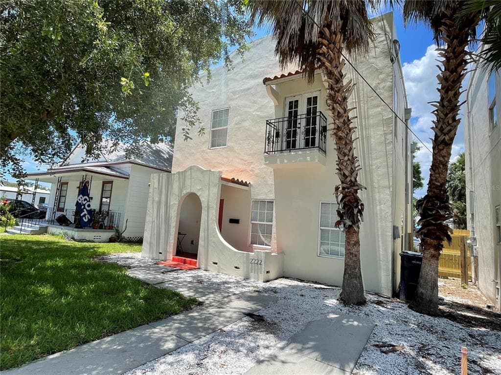 2222 E 10TH AVENUE TAMPA, FL 33605