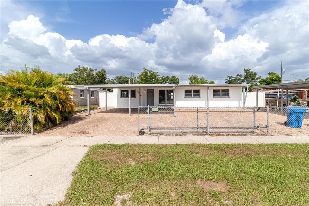 1328 WAIKIKI WAY TAMPA, FL 33619