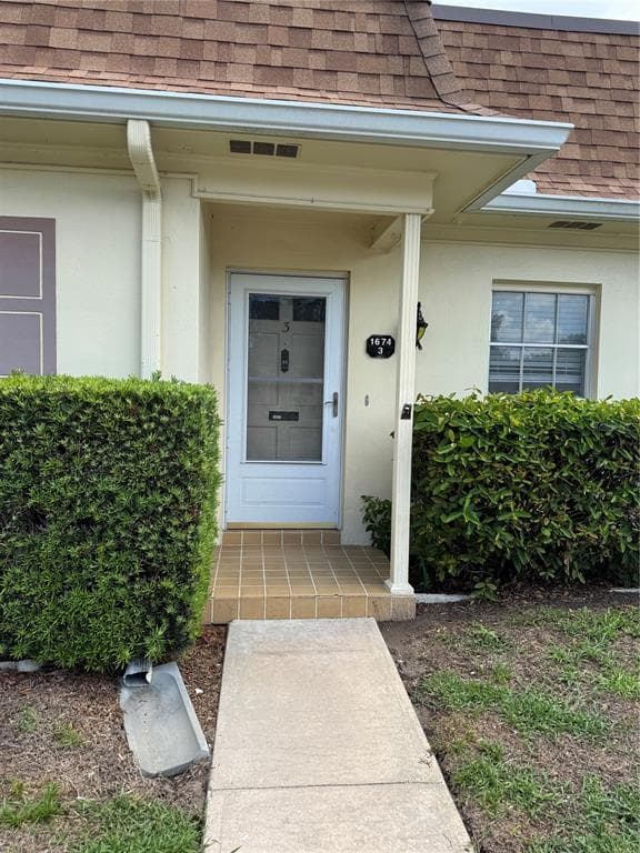 1674 S LAKE AVENUE UNIT 3 CLEARWATER, FL 33756