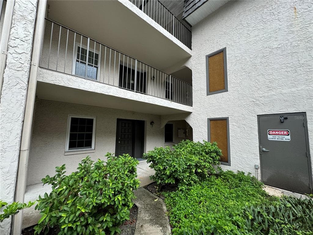 8799 BARDMOOR BOULEVARD UNIT 103 SEMINOLE, FL 33777
