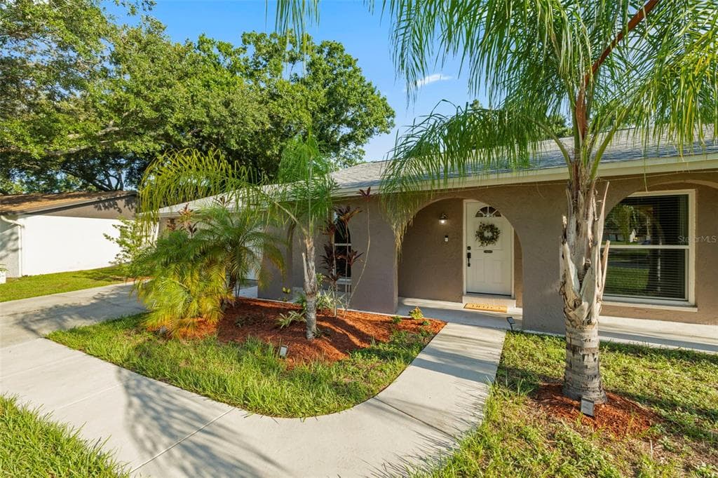 4307 FOXGLEN LANE