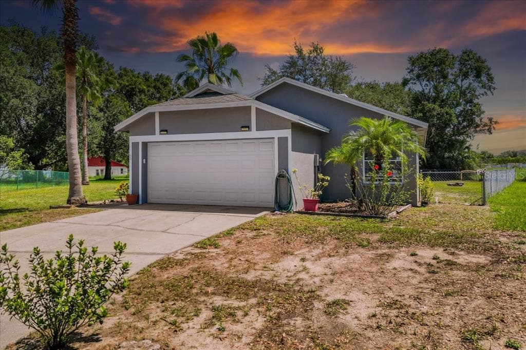 1100 LOWRY AVENUE UNIT 63 LAKELAND, FL 33801