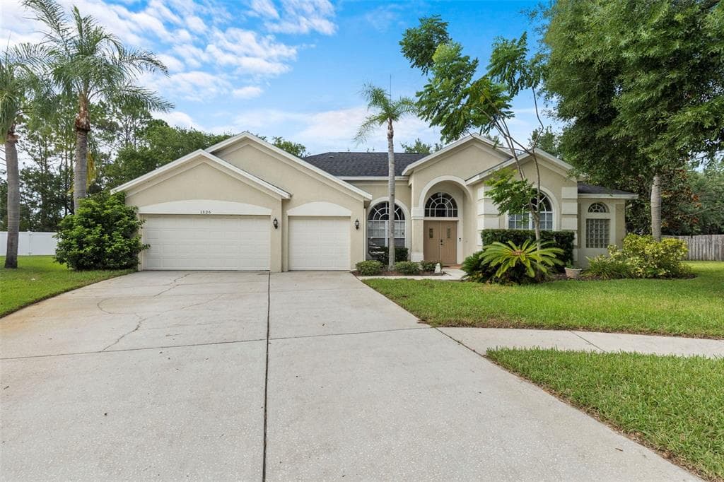 1526 GREY EAGLE COURT LUTZ, FL 33549