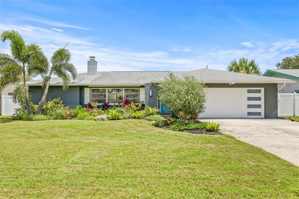 2581 61ST AVENUE S ST PETERSBURG, FL 33712