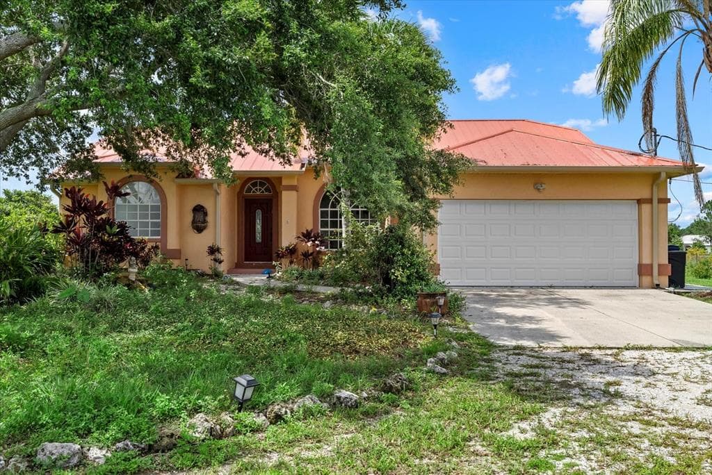 6805 225TH STREET E BRADENTON, FL 34211