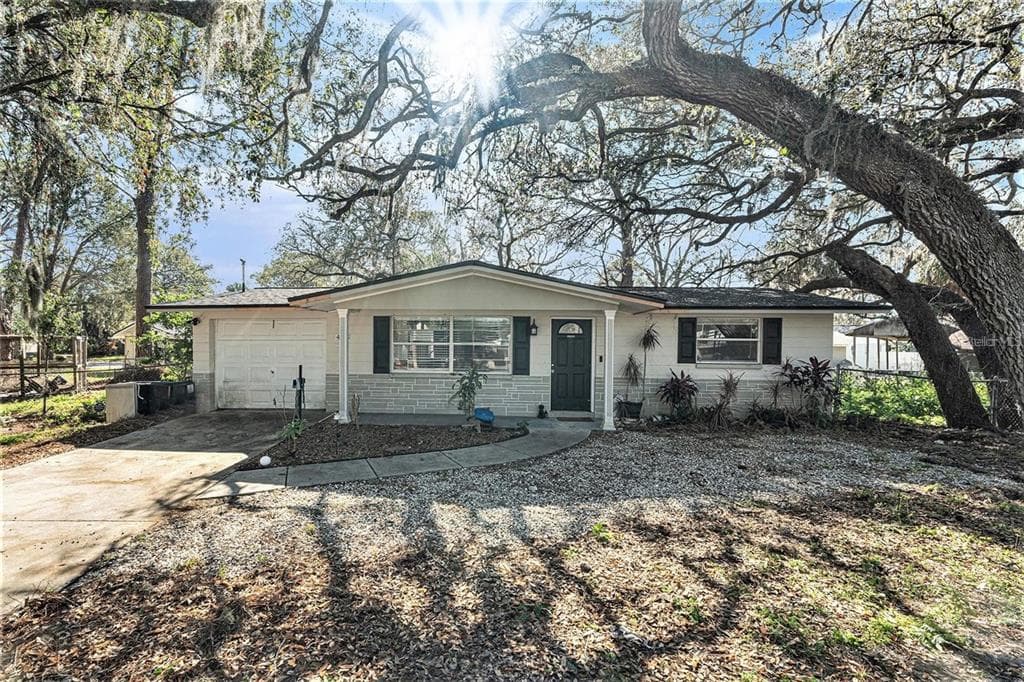 4928 PETUNIA COURT NEW PORT RICHEY, FL 34652