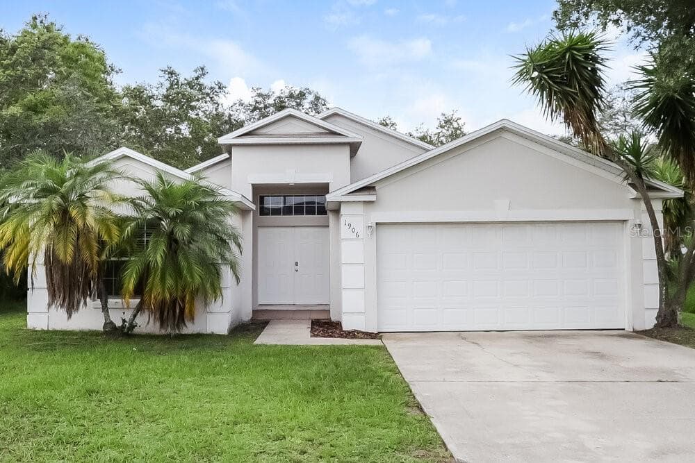 1906 LAKEVIEW WAY KISSIMMEE, FL 34759