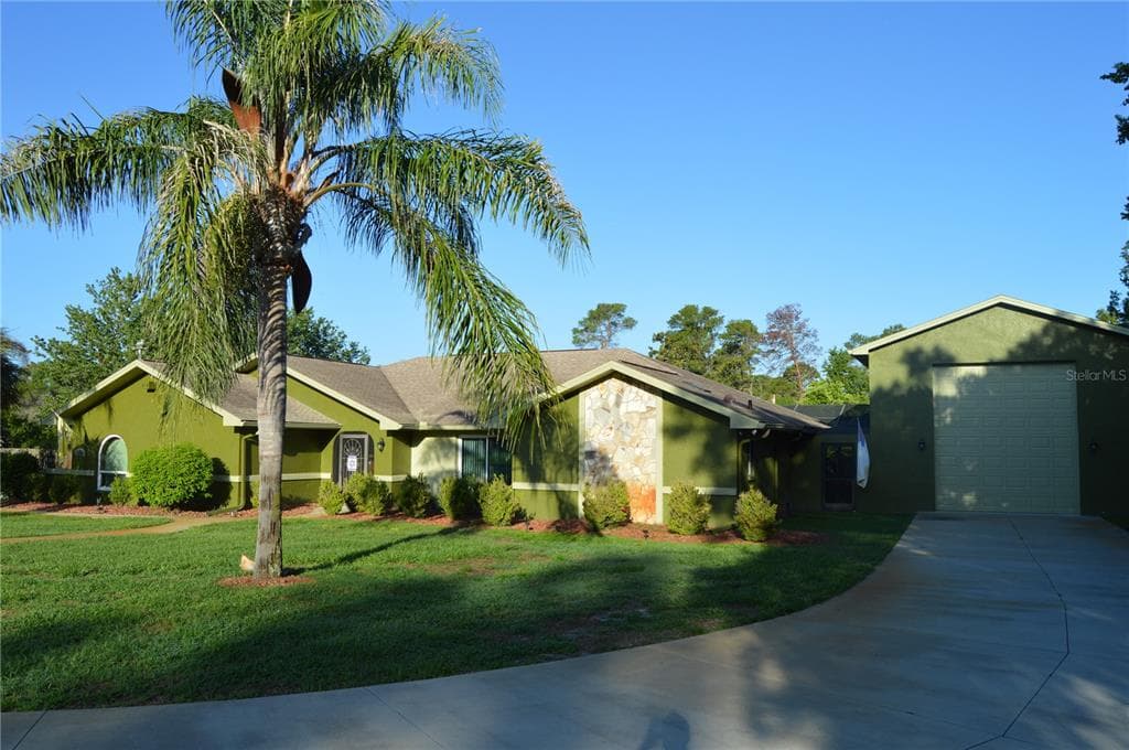 7550 JOMEL DRIVE WEEKI WACHEE, FL 34607