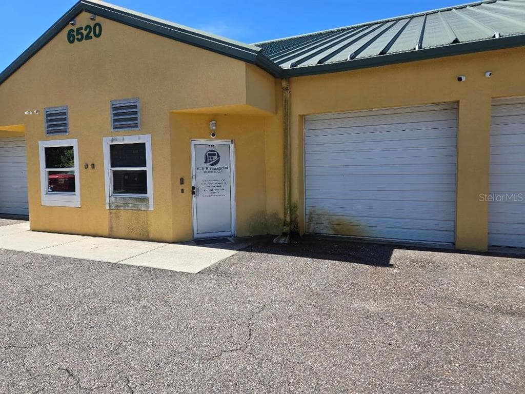 6520 S 301 HIGHWAY UNIT 112 RIVERVIEW, FL 33578