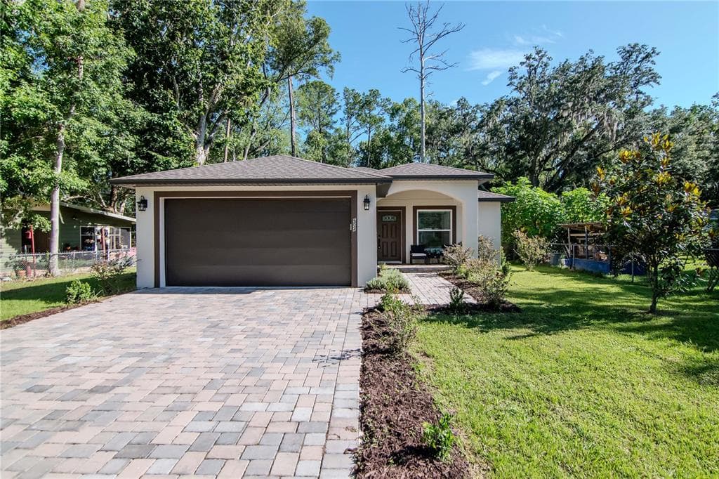 604 KINNEAR DRIVE BROOKSVILLE, FL 34601